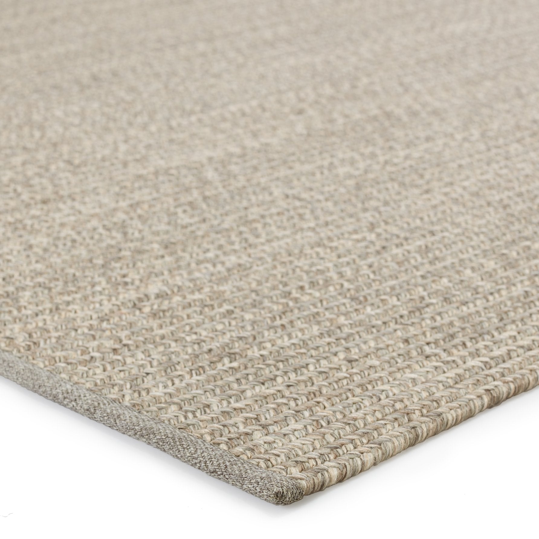 Nirvana Sven NIR05 Handmade Outdoor Rug - 70% Polypropylene 30% Polyester Solid