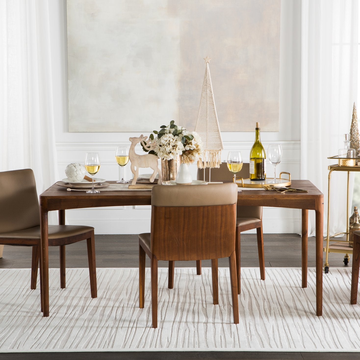 Fables Linea FB53 Indoor Power-Loomed Machine-Made Abstract Lines Area Rug with 60% Rayon, 35% Acrylic, and 5% Polyester Blend