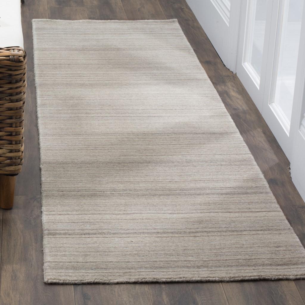 Luxurious Hand-Woven Wool Pile Rug - Add Timeless Elegance to Your Space