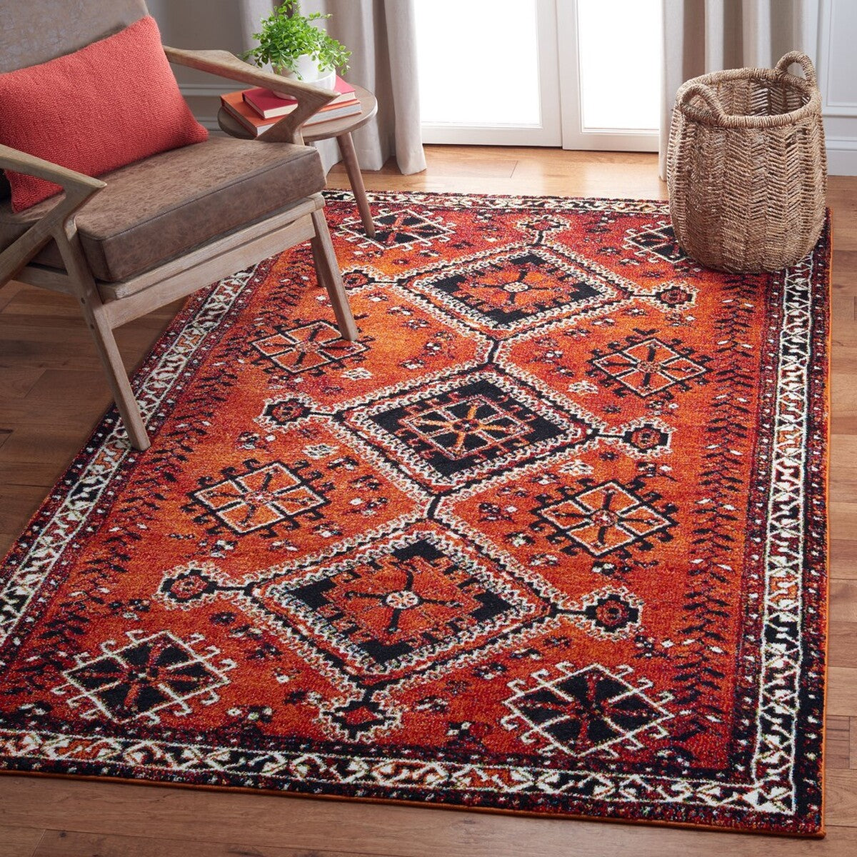 Exquisite Vintage Hamadan Transitional Power Loomed Polypropylene Rug - Ideal Elegant Design for Every Space