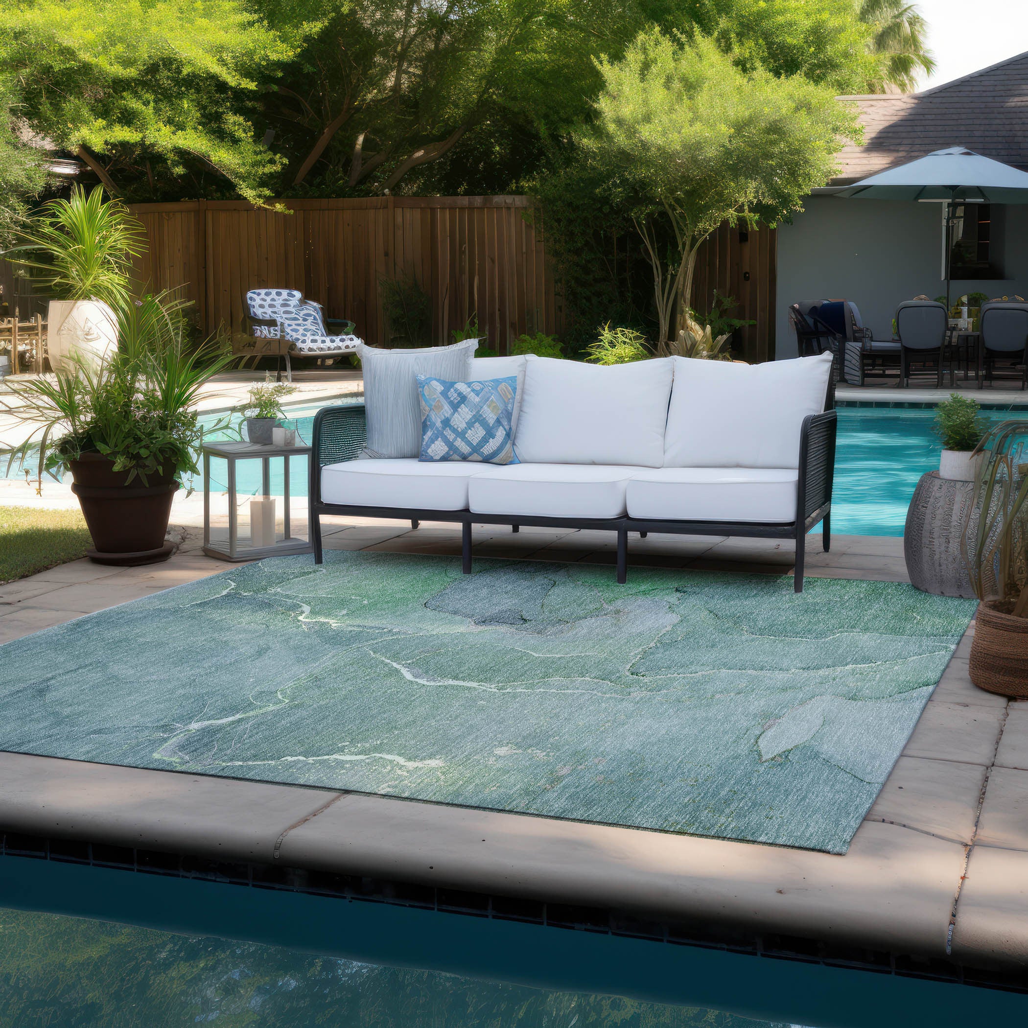Stylish Washable & Stain-Resistant Green Abstract Indoor-Outdoor Runner Rug with Non-Skid Design
