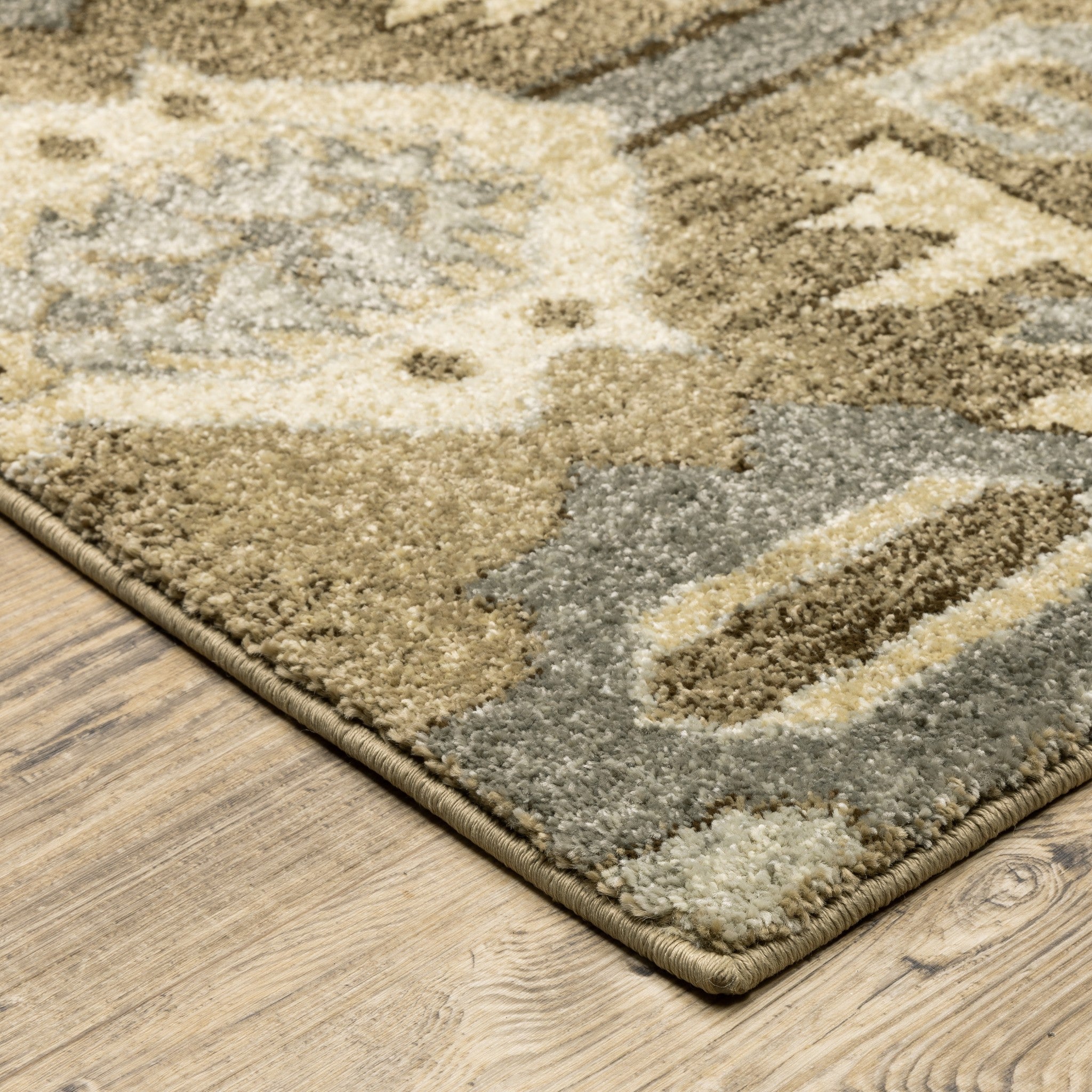 Tan and Gold Central Medallion Indoor Runner Rug for Home Decor - Add Bohemian Allure to Your Living Space!
