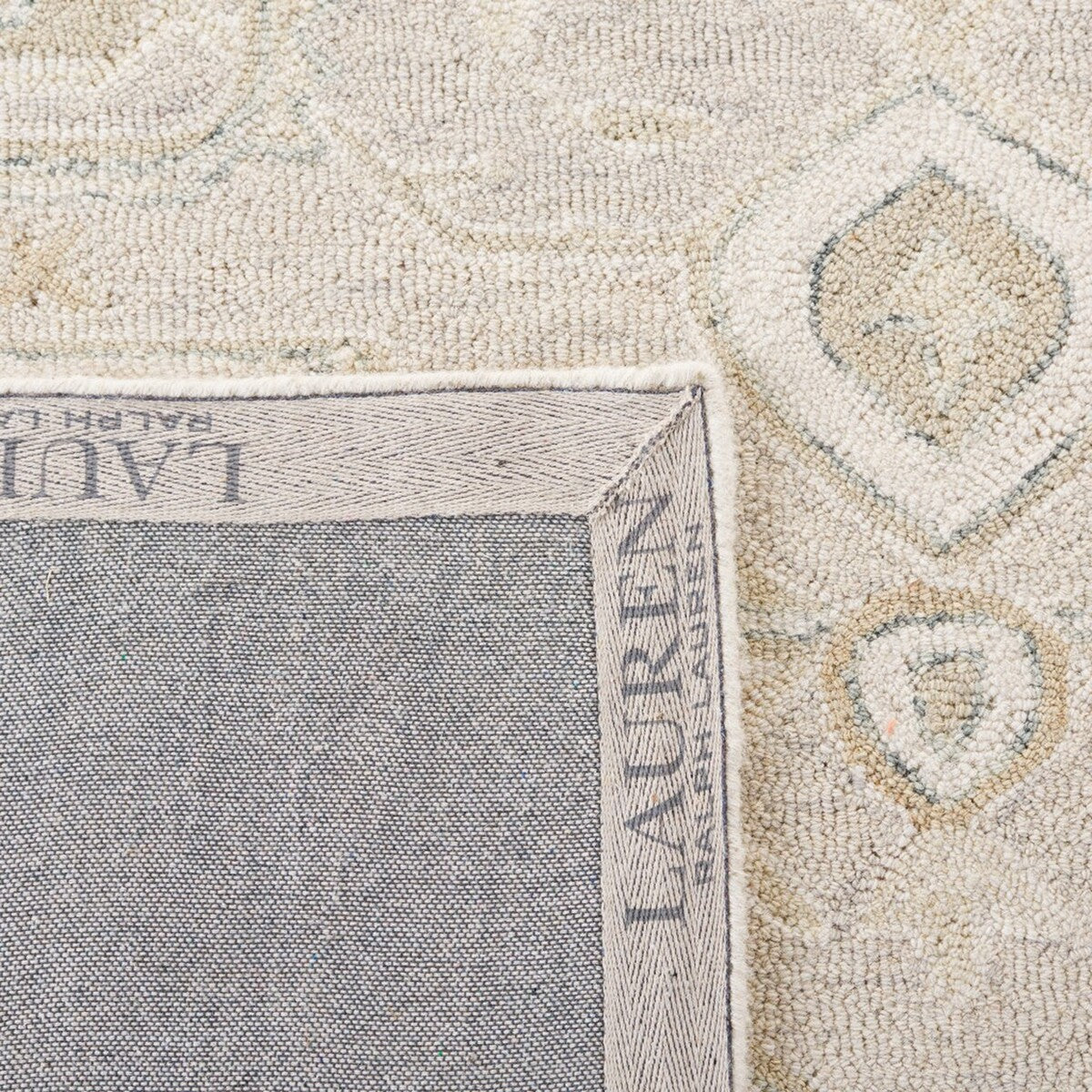Luxurious Hand-Woven Indian Wool Rug for Timeless Decor Elegance