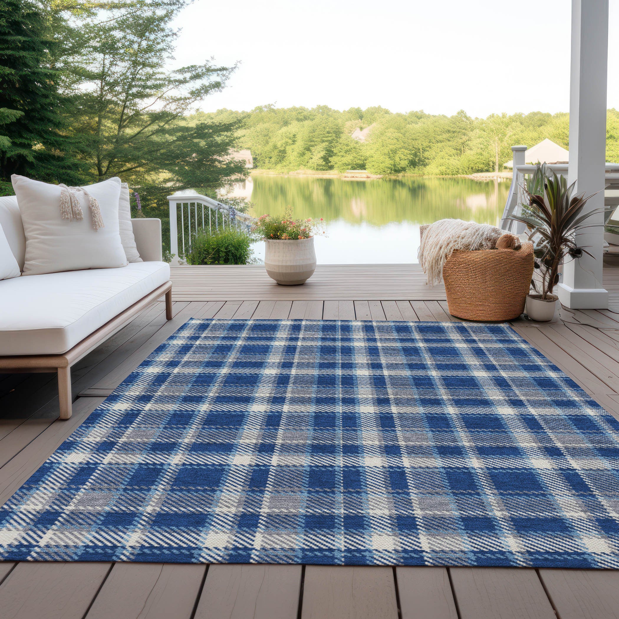 Indoor/Outdoor Stain-Resistant Non-Skid Washable Plaid Runner Rug for Pets
