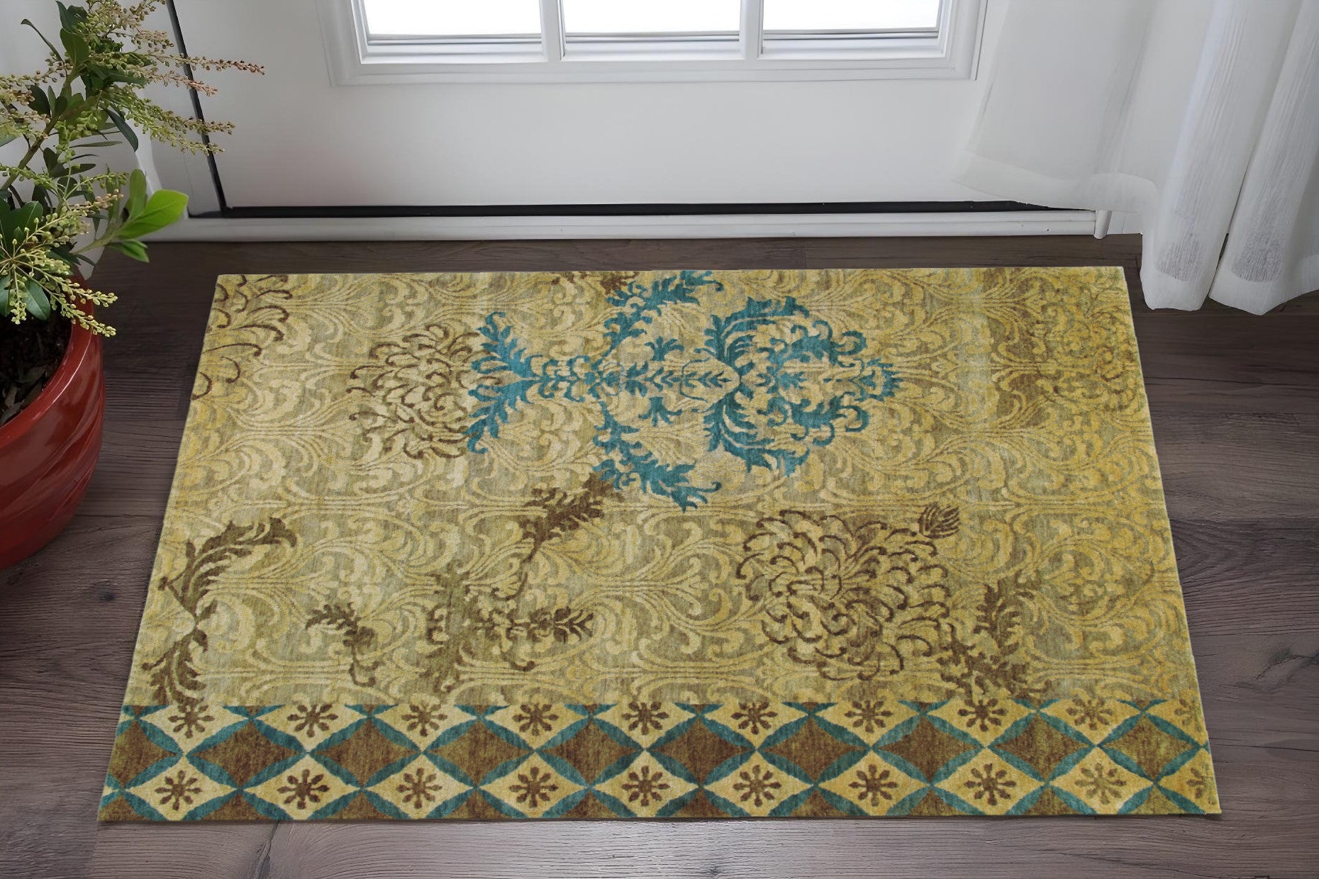 Exquisite Hand-Knotted Wool Blend Floral Area Rug for Elegant Home Decor