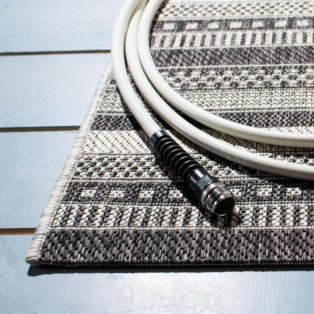 Safavieh Courtyard Power Loomed Rug - Durable, Stylish for Indoor/Outdoor Use, Easy Care
