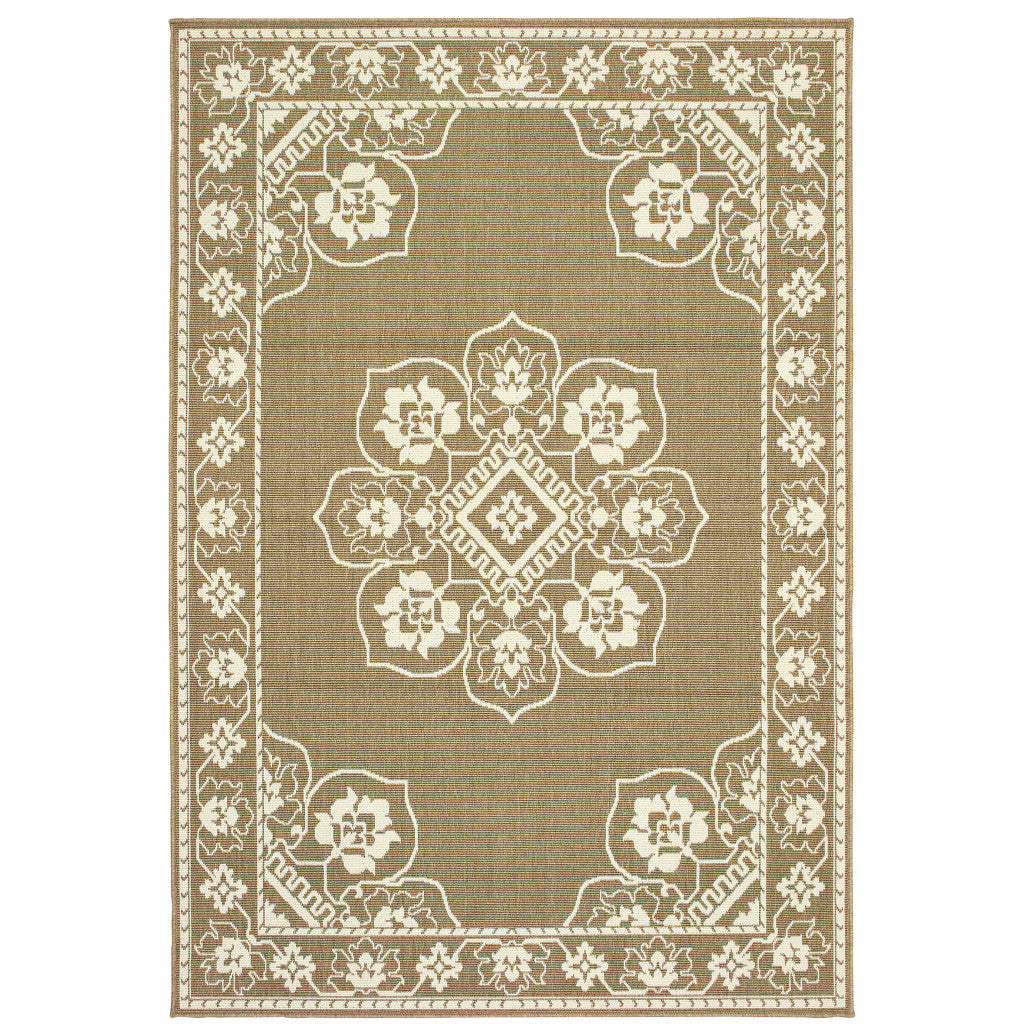 Stylish Gray and Ivory Oriental Stain-Resistant Indoor-Outdoor Area Rug