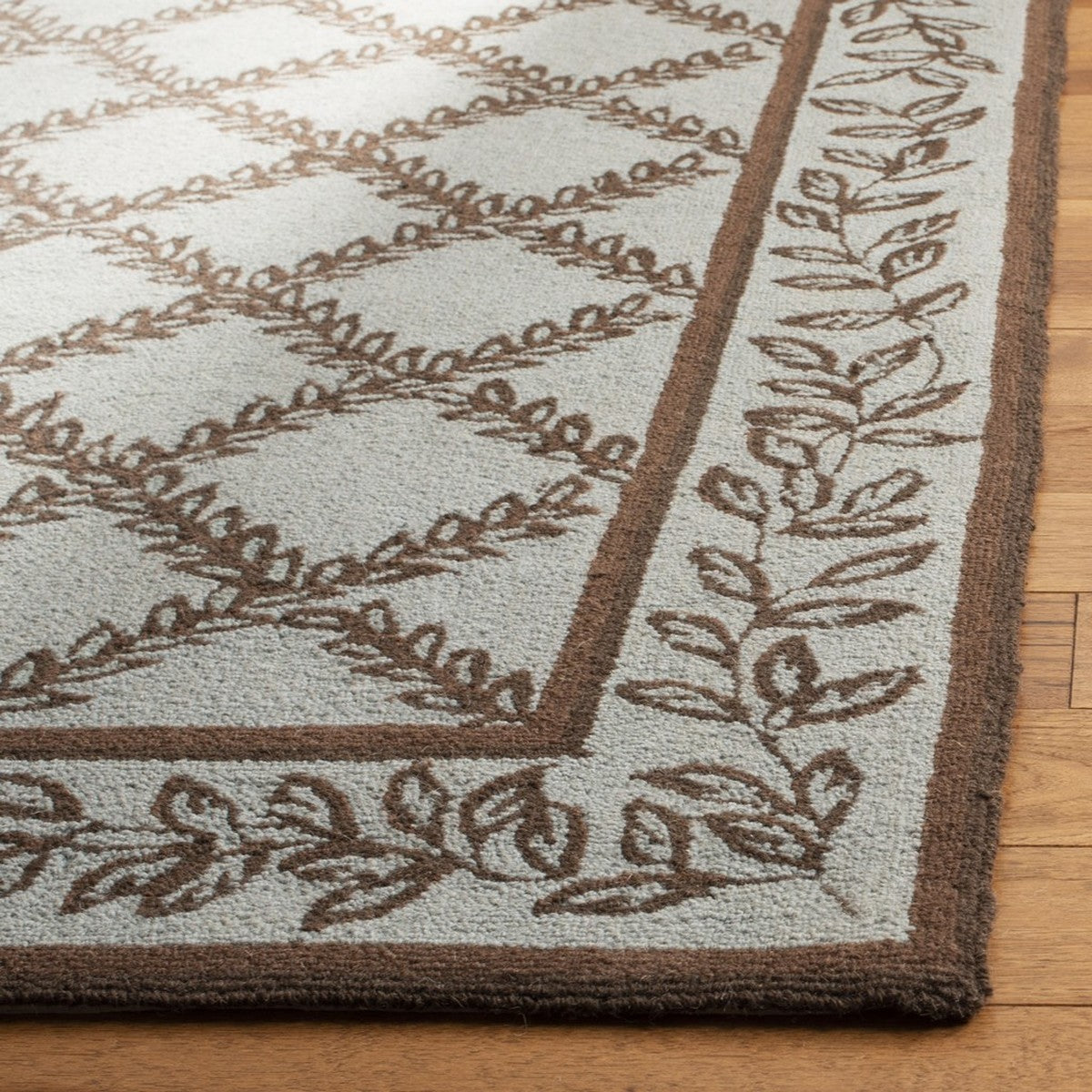Luxurious Hand-Hooked Wool Pile Area Rug - Exquisite Artisan Craftsmanship for Sophisticated Home Decor