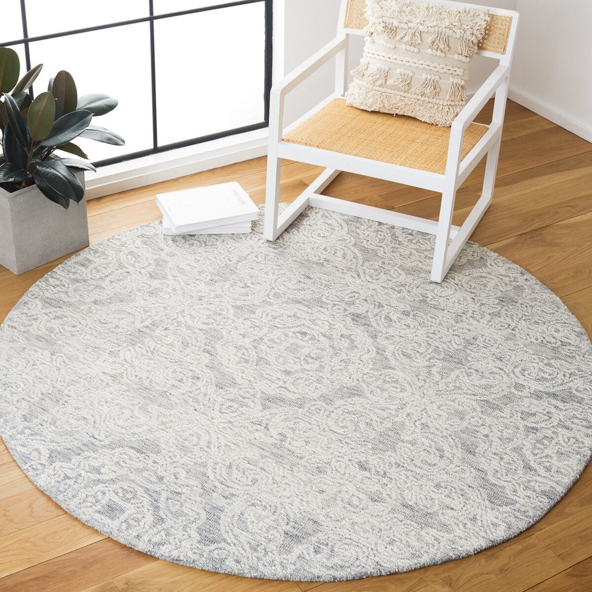 Exquisite Hand - Tufted Indian Wool Pile Rug for Luxurious Home Decor