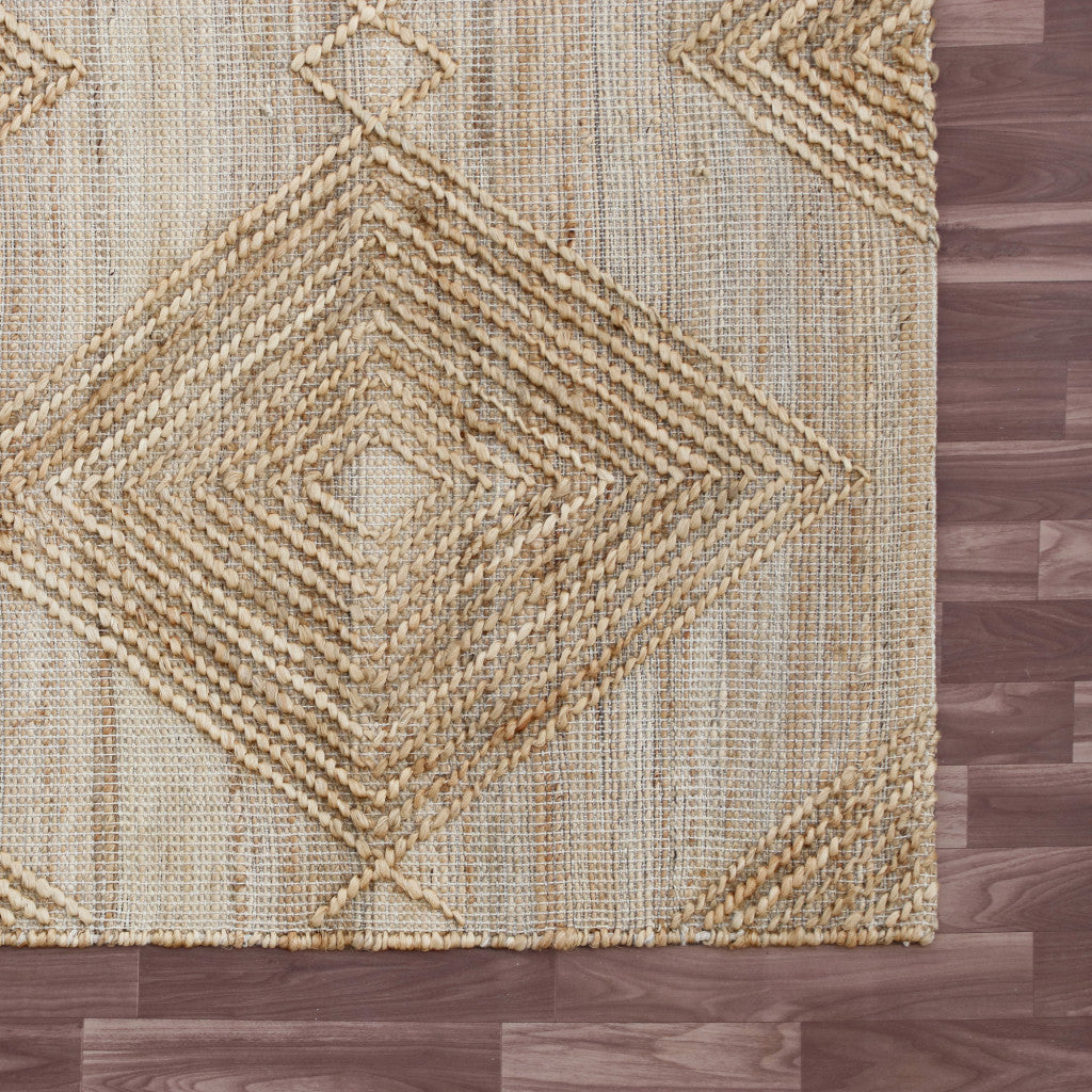 Exquisite Hand-Woven Brown Geometric Area Rug for a Cozy and Stylish Home
