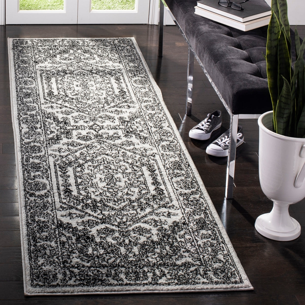 Stylish and Comfortable Adirondack Power Loomed Area Rug Crafted from a Blend of Jute and Poly for Elegant Home Decor