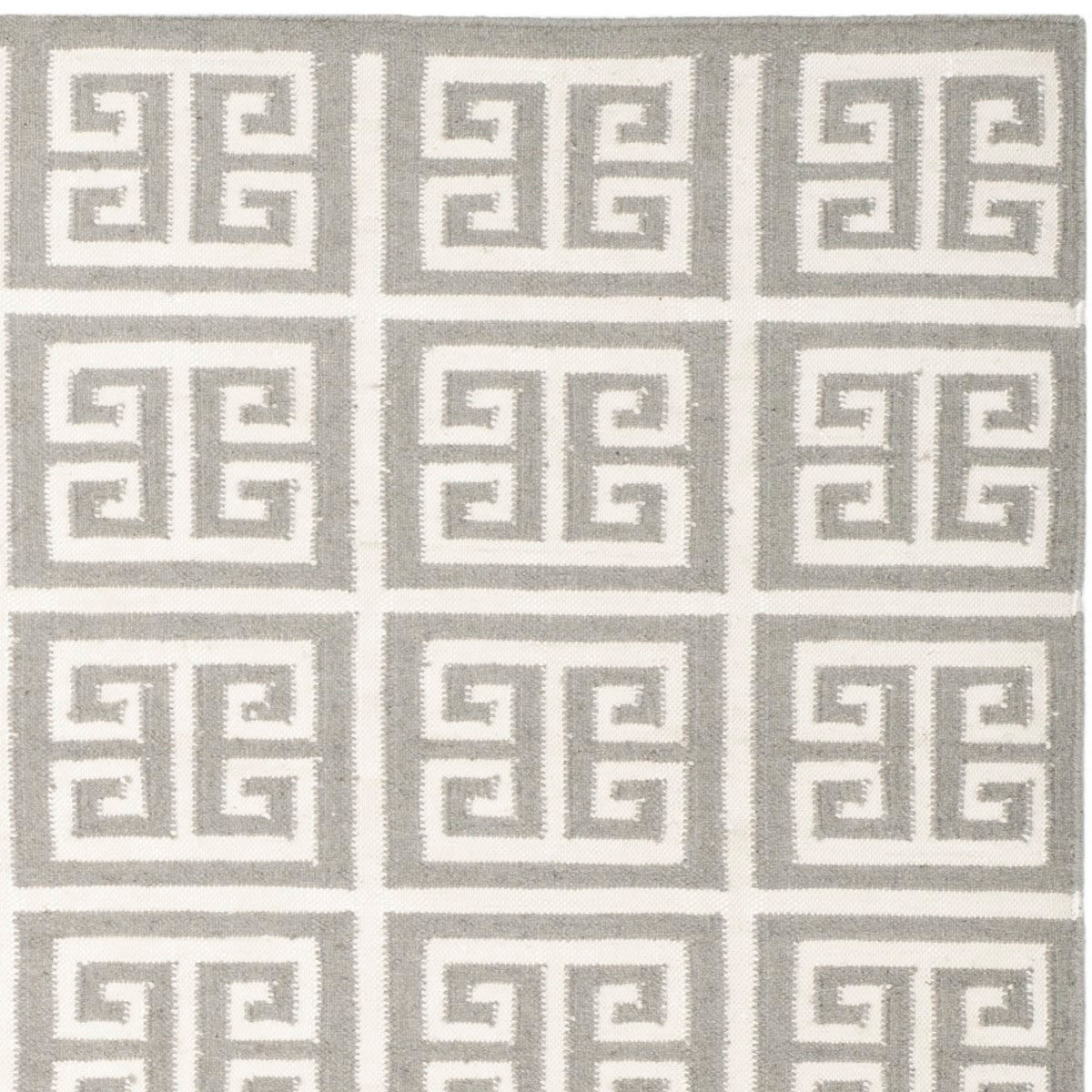 Luxurious Hand-Woven Dhurrie Rug with Timeless Geometric Patterns in Wool and Banana Silk