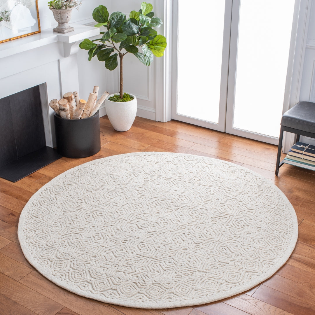 Luxurious Contemporary Hand - Tufted Textured Floor Rug Crafted from 80% Wool and 20% Cotton for Elegant Interiors