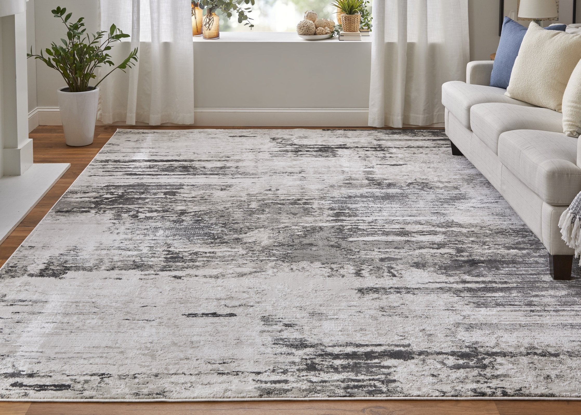 Durable Stain-Resistant Prasad Abstract Distressed Rug with Modern Geometric Design