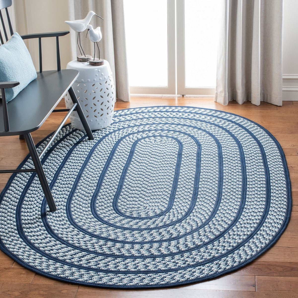 Stylish and Durable Braided Hand-Woven Reversible Polypropylene Floor Rug Ideal for Any Indoor Space