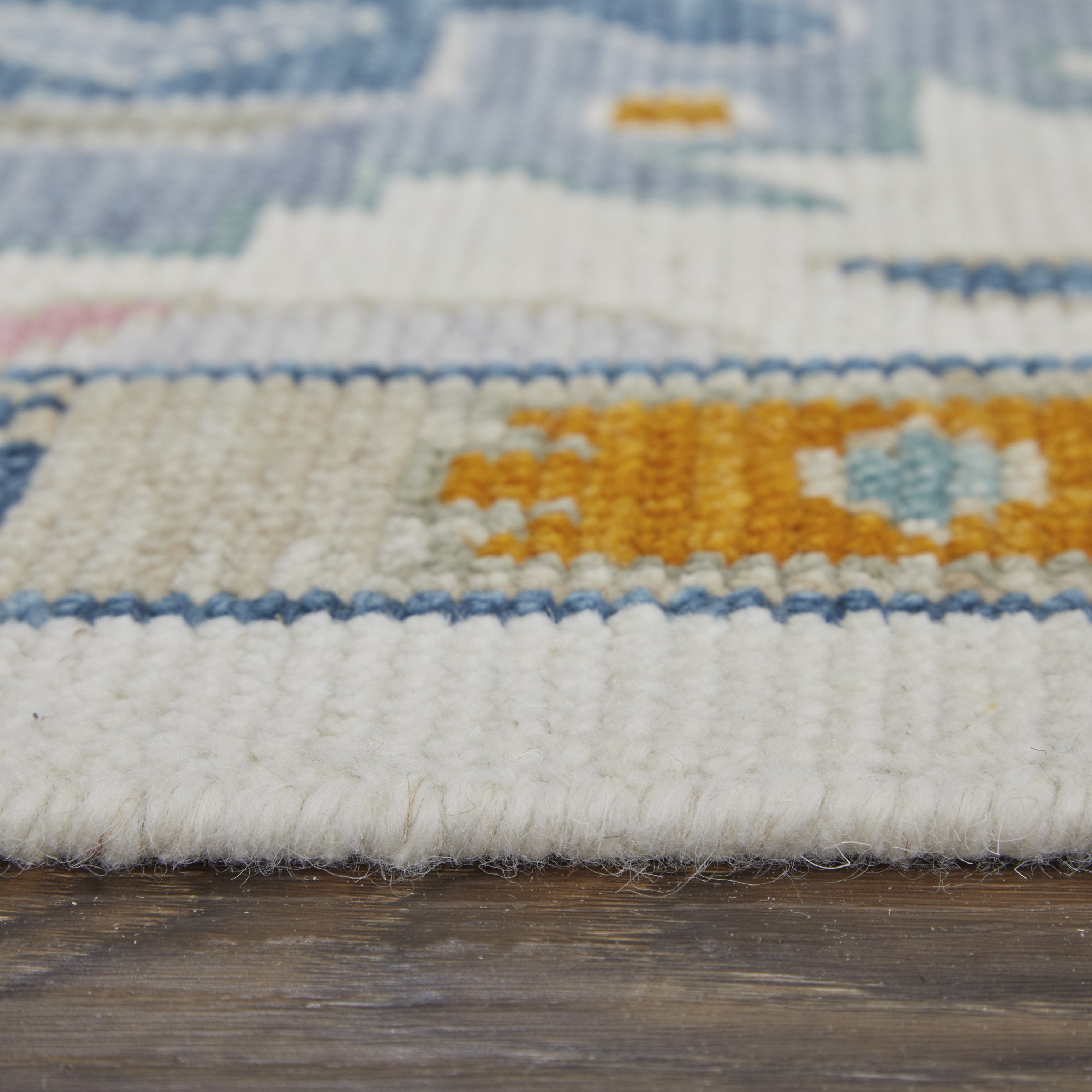 Karina Hand-Knotted Wool Rug: Floral Design for Timeless and Sophisticated Home Decor