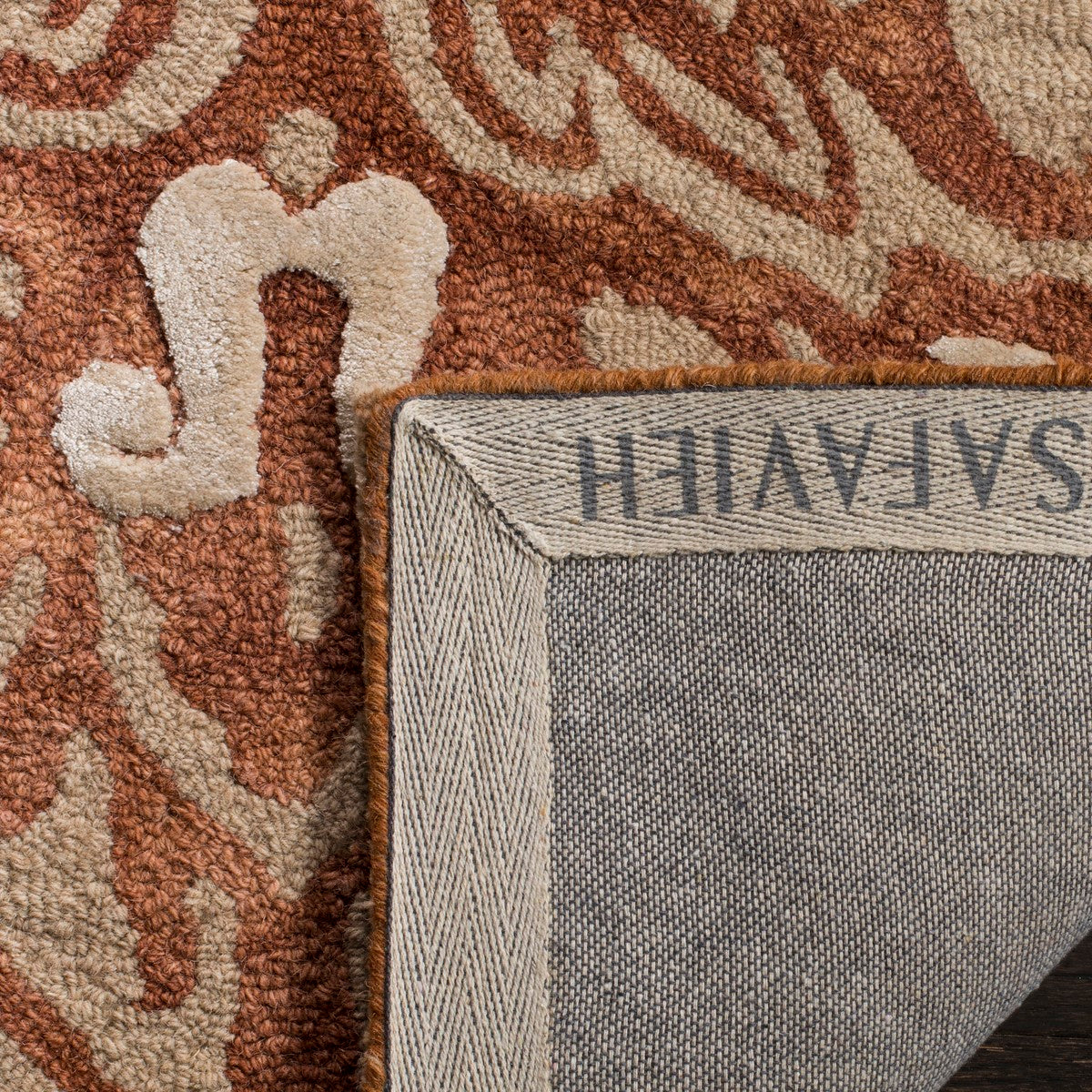 Elegant Hand-Tufted Wool Dip Dye Rug with Blue Floral Patterns for Modern Homes