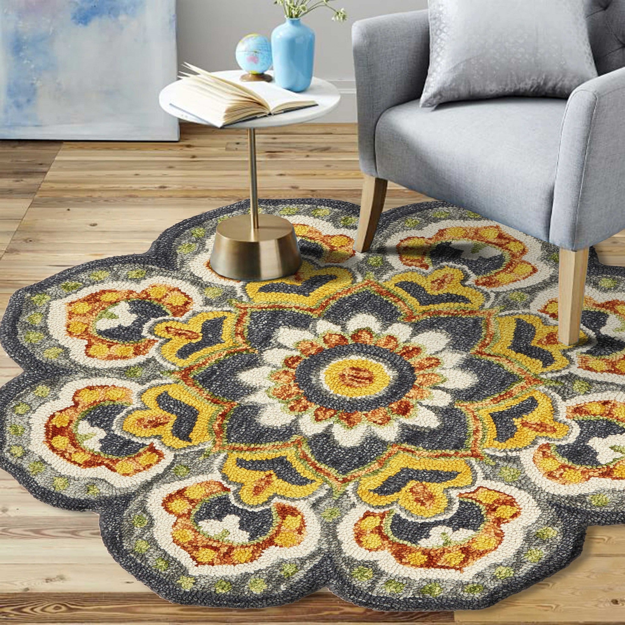 Stylish Hand-Tufted Wool Round Area Rug in Gray and Gold Floral Design