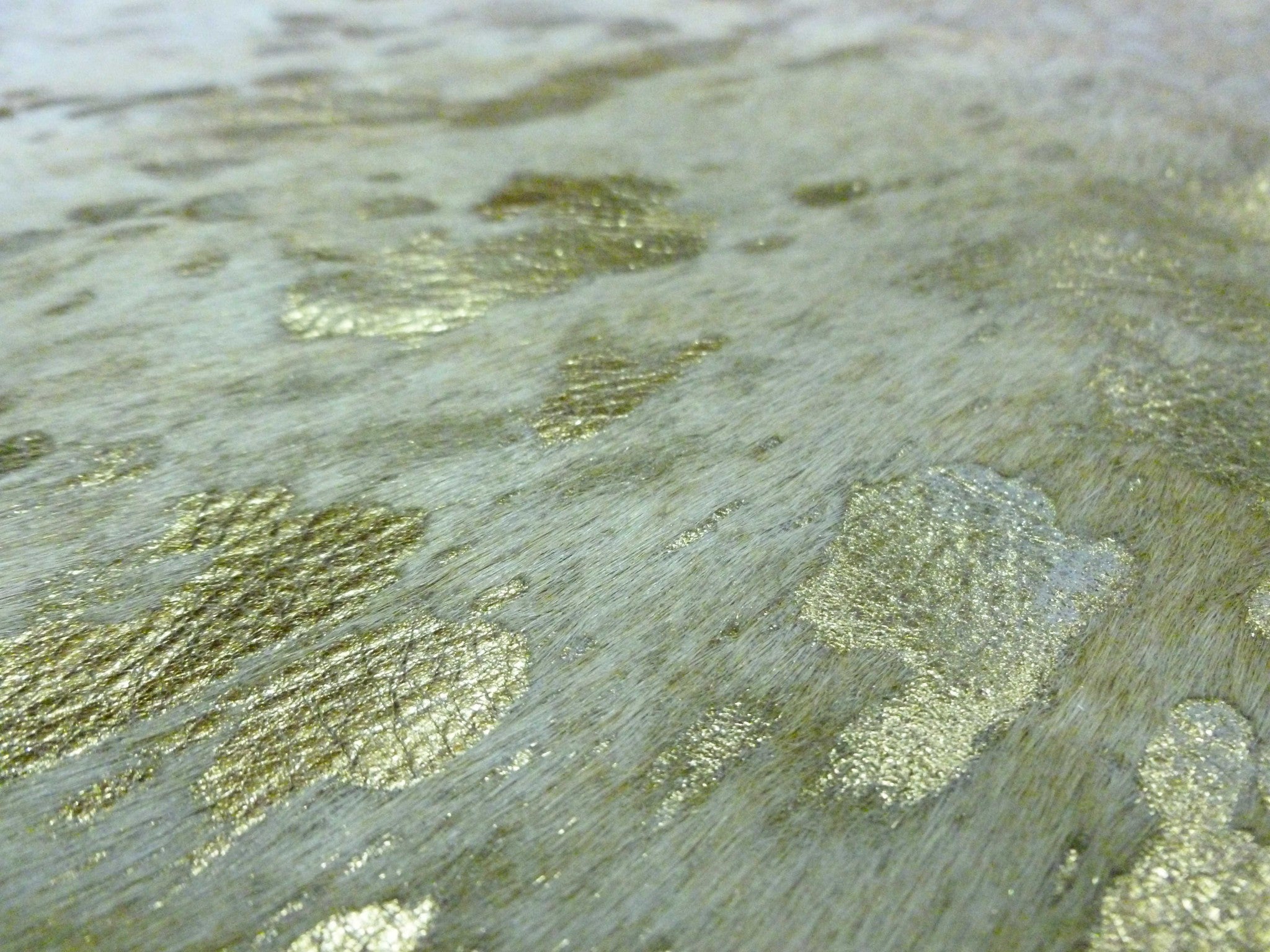 Gorgeous Brazilian Cowhide Area Rug - Add Style and Sophistication to Your Space Now!