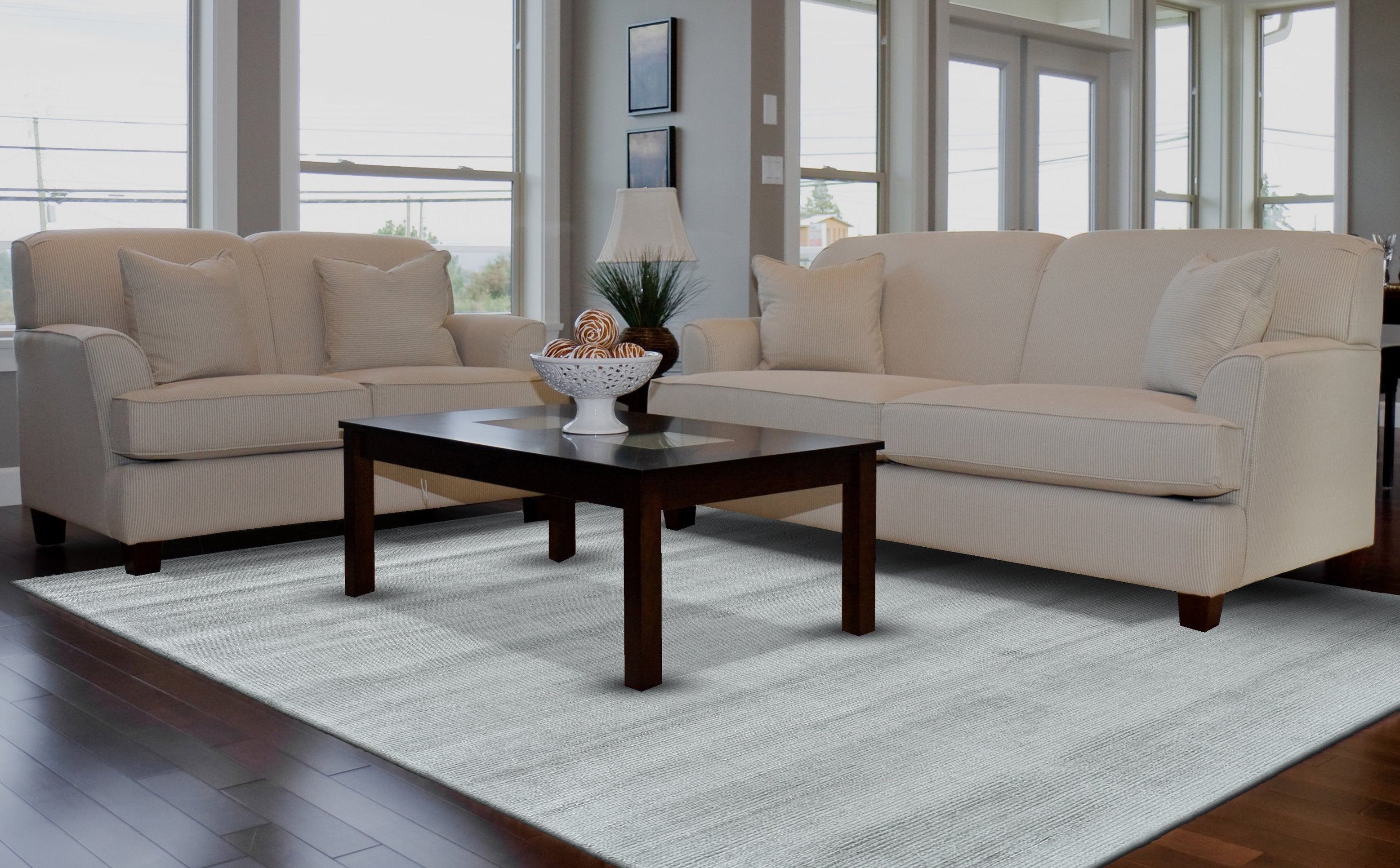 Luxurious Batisse Modern Hand-Woven Viscose Rug - Low Pile for Effortless Elegance