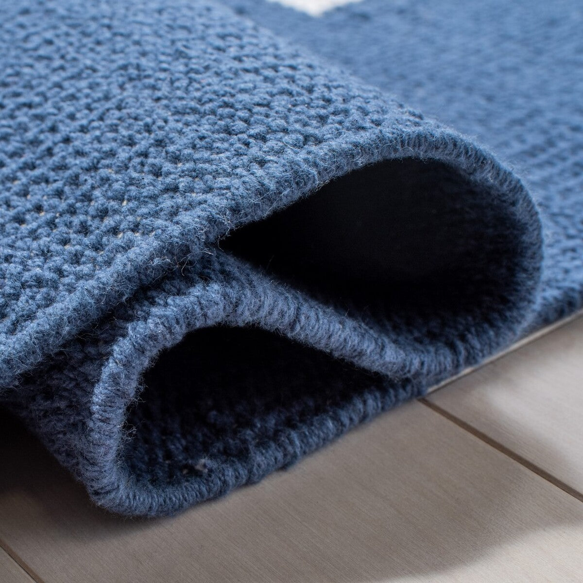 Exquisite Montauk Handmade Woven Cotton Floor Rug with Elegant Design and Soft Texture, Ideal for All Kinds of Home Decor Styles