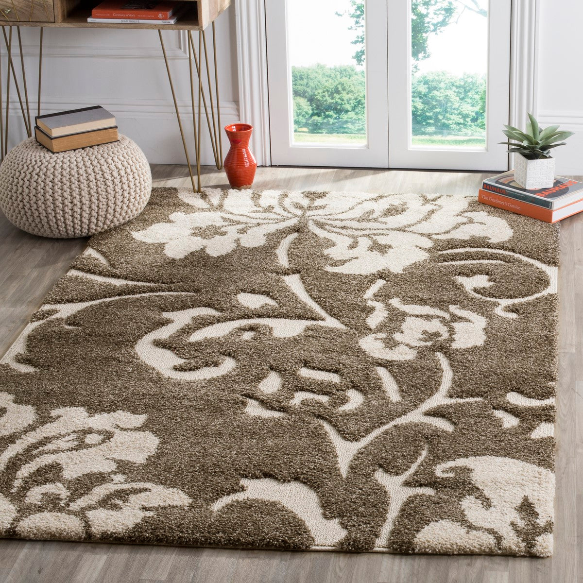 Safavieh Power-Loomed Shag Rug with Tropical Flair and Plush Botanical Motifs for Contemporary and Transitional Home Decor