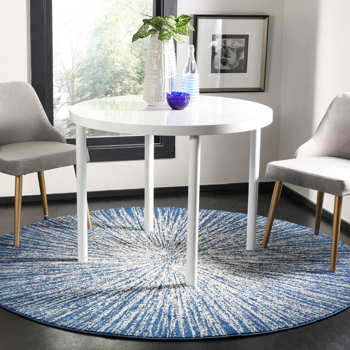 Safavieh Evoke Power Loomed Exquisite Frieze Rug - Contemporary Fashion Design, Sumptuously Soft, and Effortless to Maintain