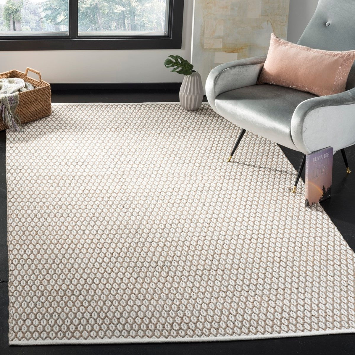 Exquisite Montauk Hand-Woven Luxury 100% Cotton Floor Rug - Offering Sumptuous Softness and Enduring Elegance for Your Living Space