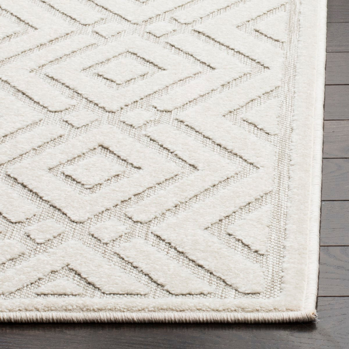 Luxurious Power - Loomed Cottage COT934 Area Rug with Soft 0.24 - inch Pile, Durable Poly - Blend