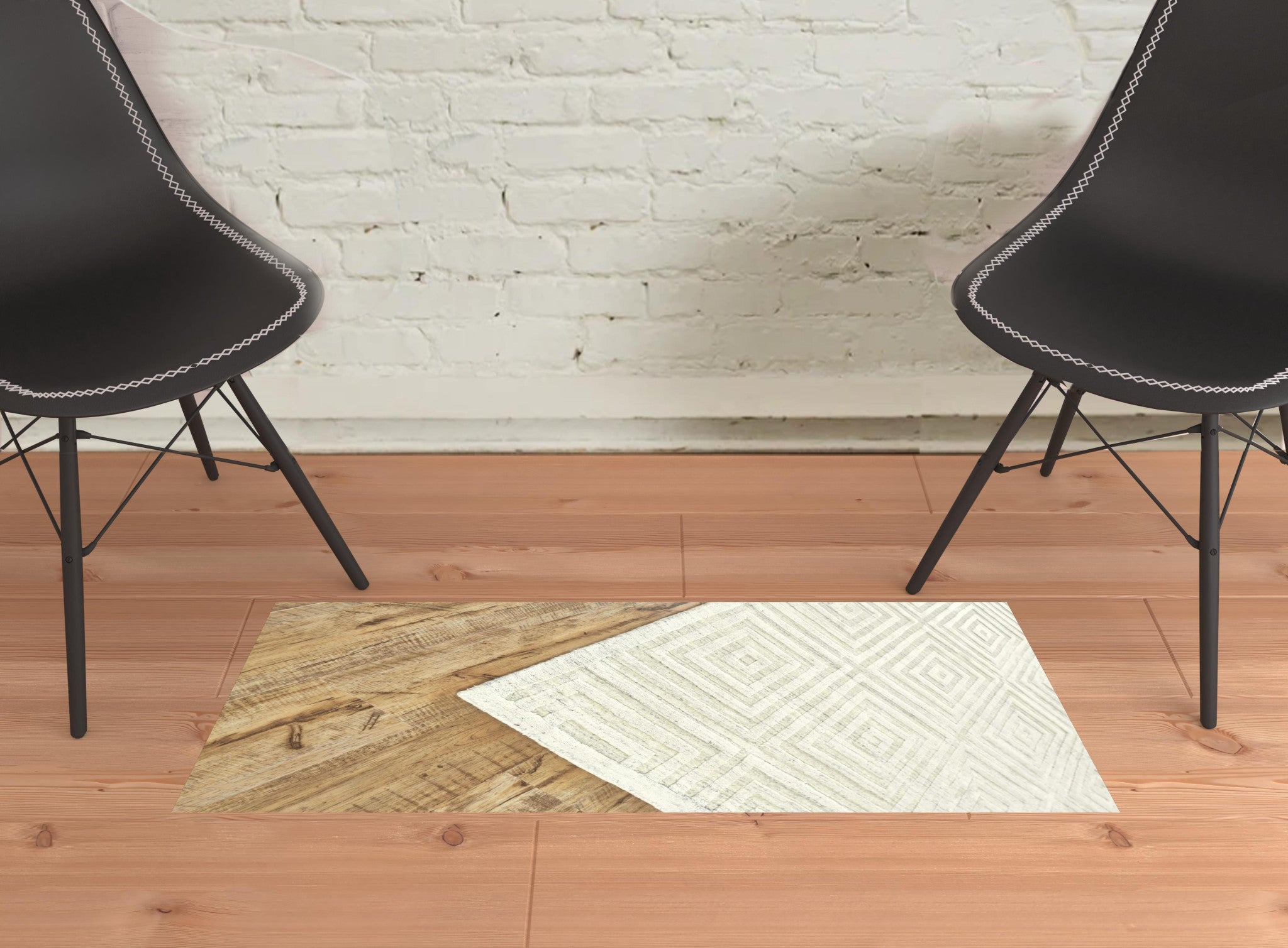 Exquisite Hand-Woven Geometric Design Area Rug for a Stylish and Artistic Home Décor with Unique Artisan Craftsmanship