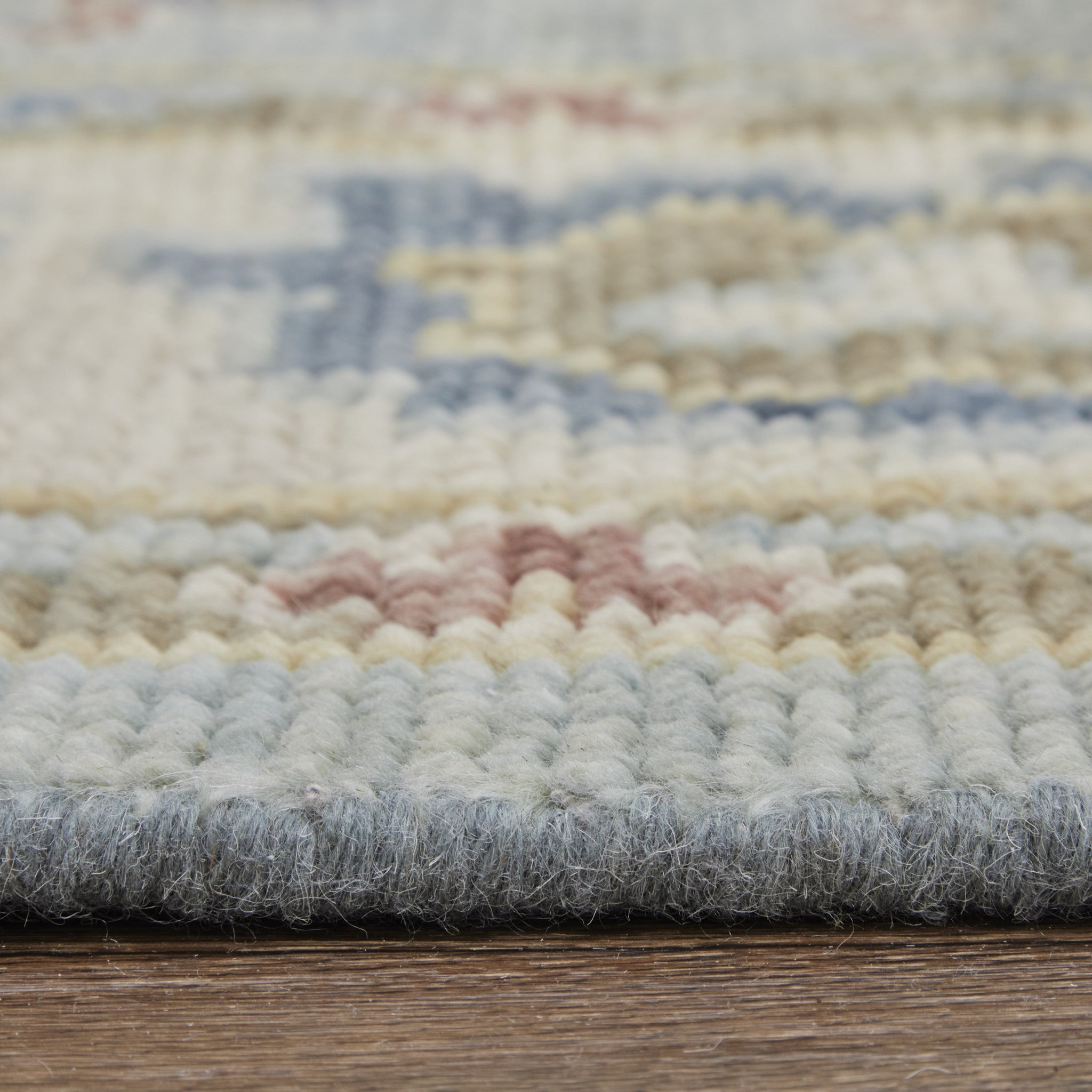Unique Hand-Knotted Wool Floral Area Rug with Tassels for Stylish Home Decor