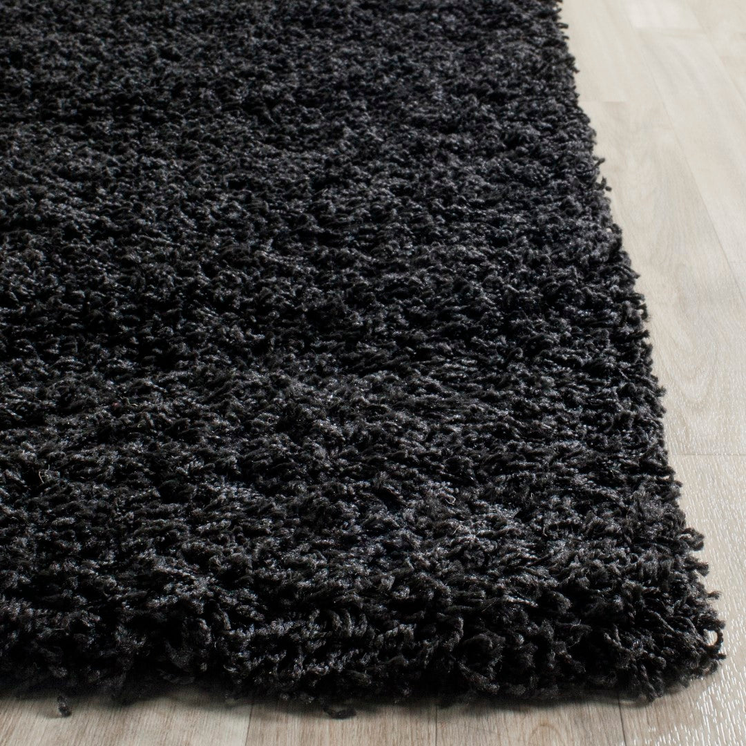 Laguna Shag 303 Exquisite Power Woven Polypropylene Pile Area Rug for Creating a Cozy and Comfortable Home Decor Atmosphere