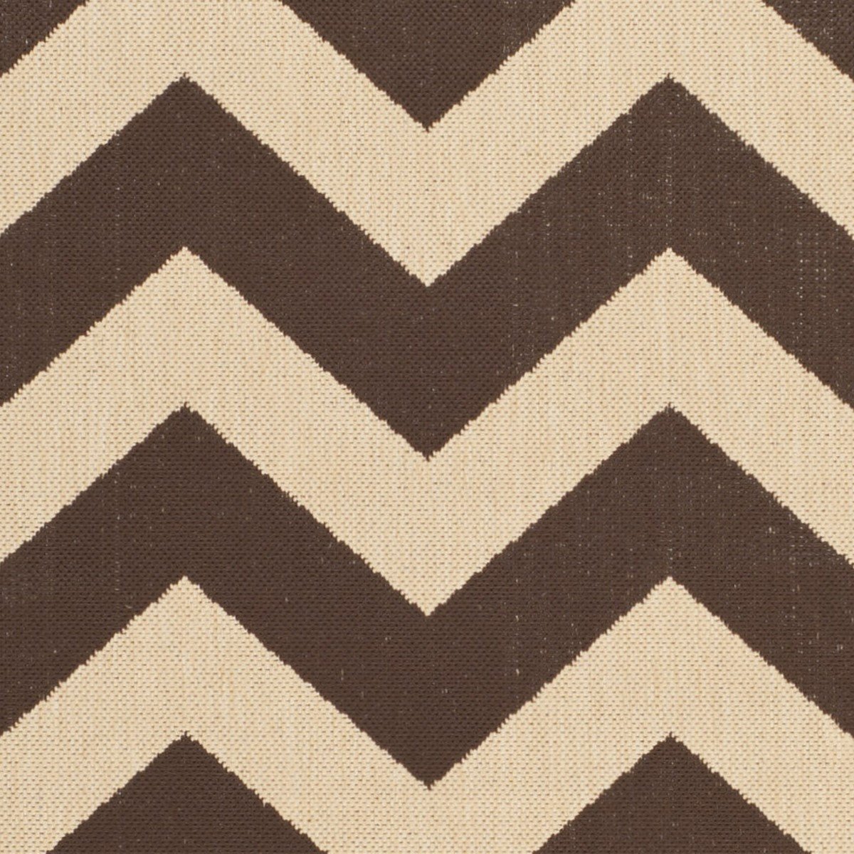 Stylish Weatherproof Outdoor Rug with Striking Chevron Design for Patios