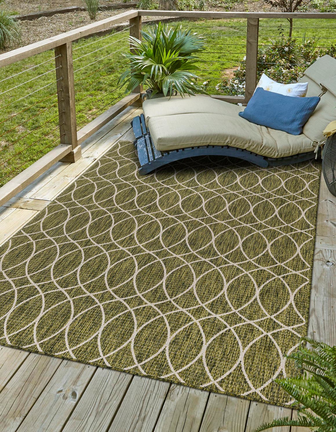Durable and Stylish Outdoor Trellis Area Rug for a Space Upgrade