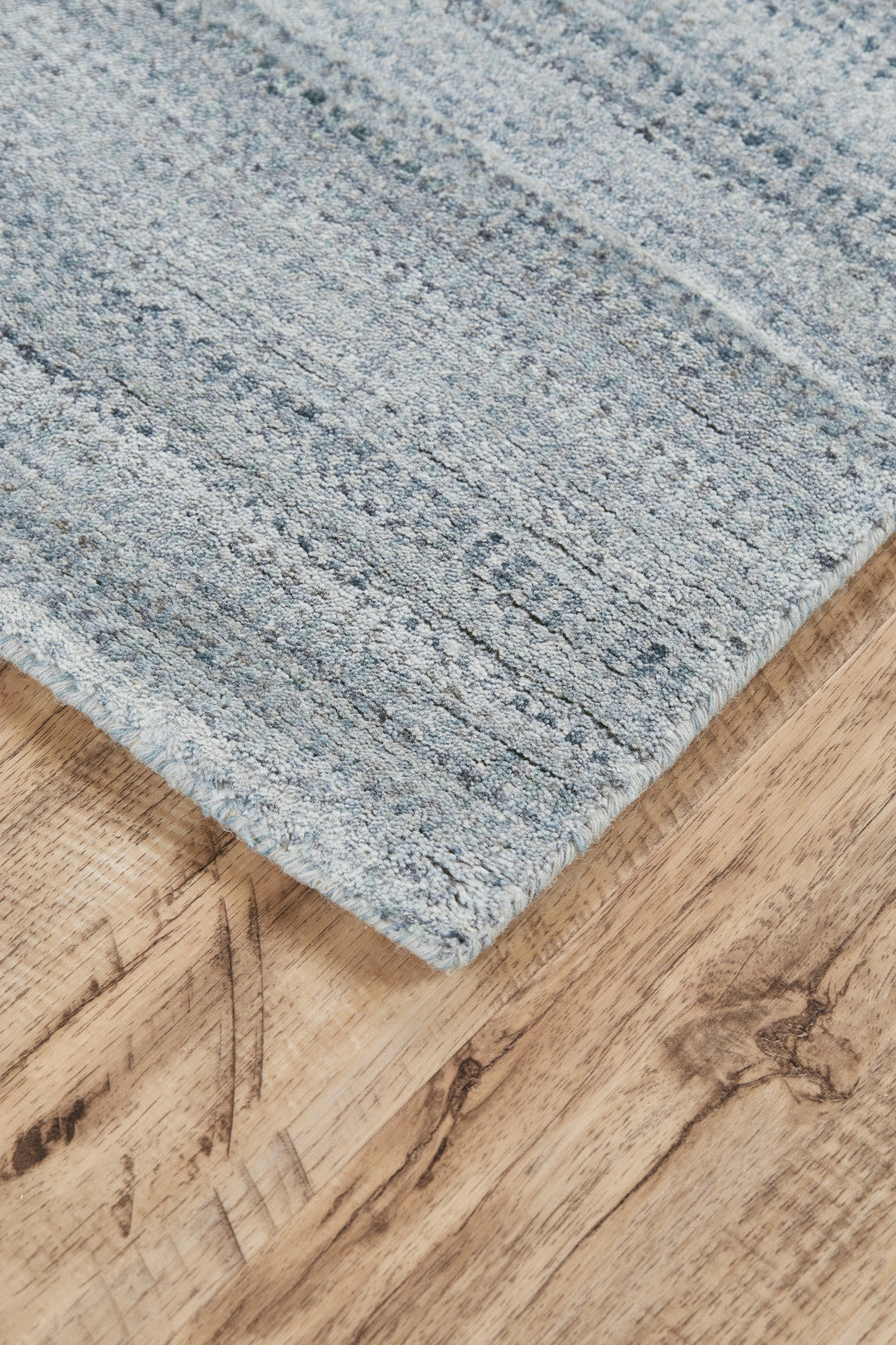 Exquisite Hand-Woven Ombre Area Rug in Blue and Green Rectangle for Your Space