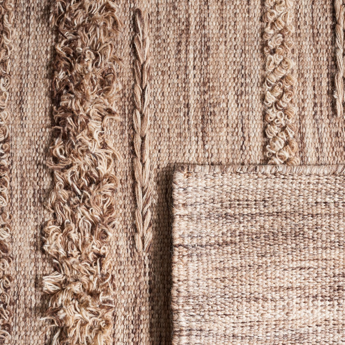 Artisan-Crafted Indian Hand Woven Rug: 85% Wool Blend for Elegant Spaces