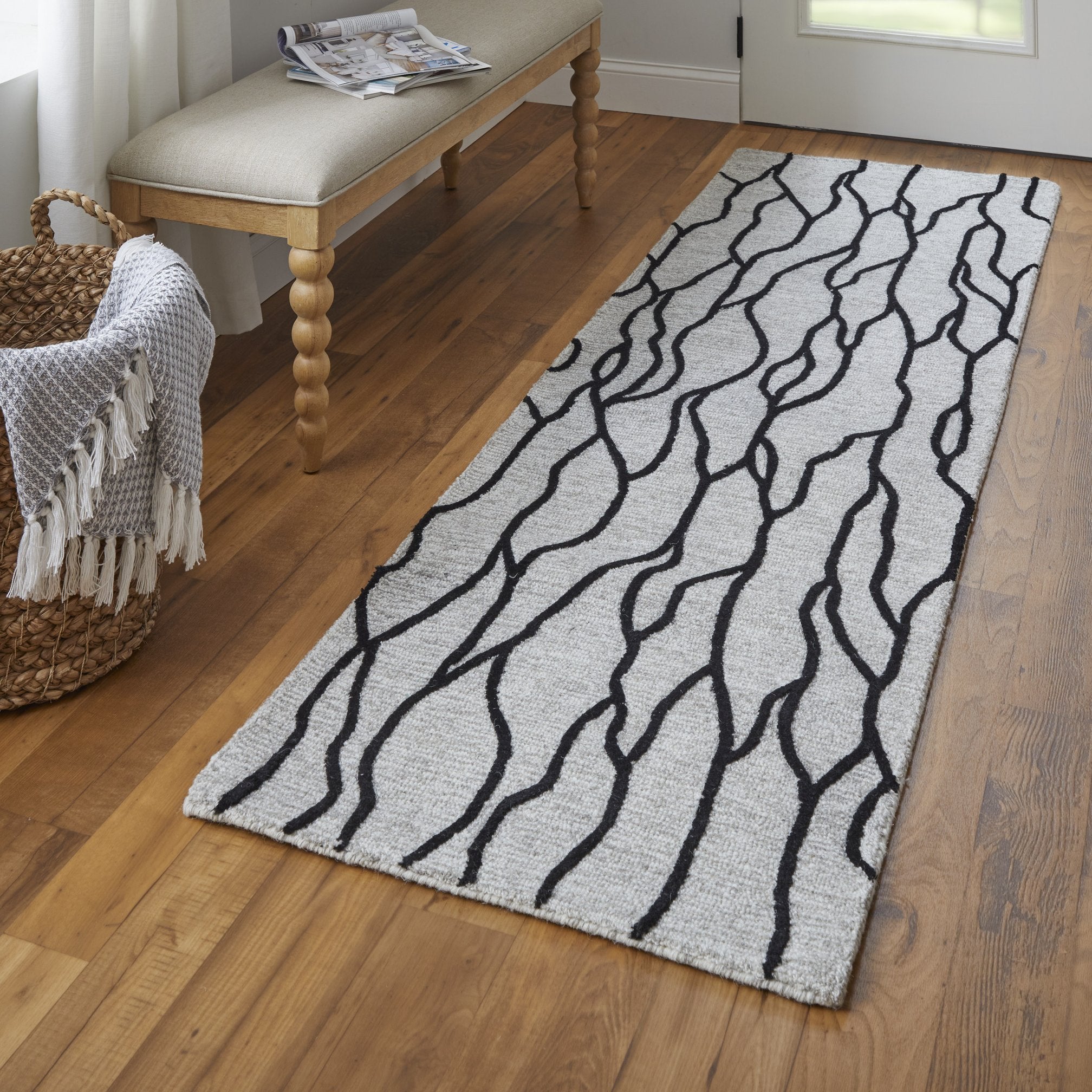 Enzo Hand-Tufted Wool Rug: Stain-Resistant, Durable for High-Traffic Spaces with Chic Abstract Design