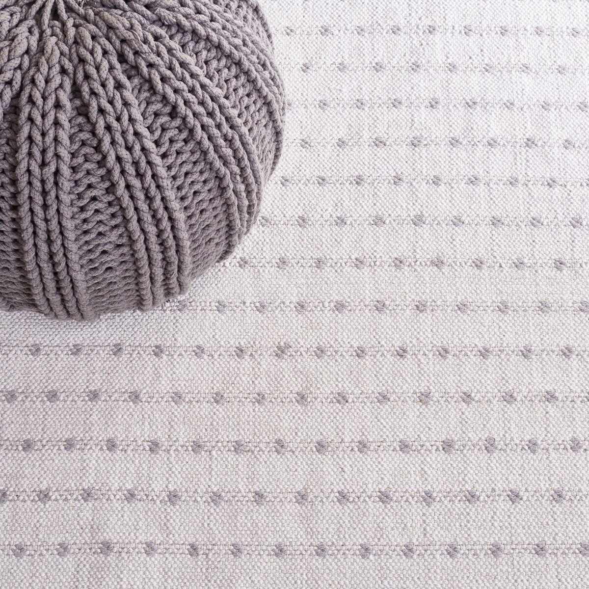 Stylish and Durable Hand - woven Bohemian Flat Weave Cotton Area Rug from India - Montauk 714