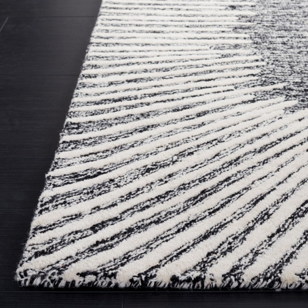 Stylish and Durable Hand-Tufted Wool & Cotton Abstract Rug for Elegant Home Decor