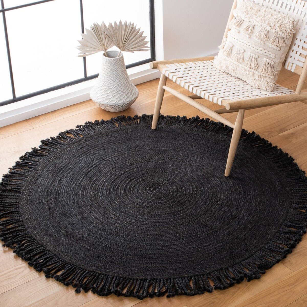 Eco-Friendly and Durable Handmade Braided 100% Jute Rug for a Comfortable and Fashionable Home Decor