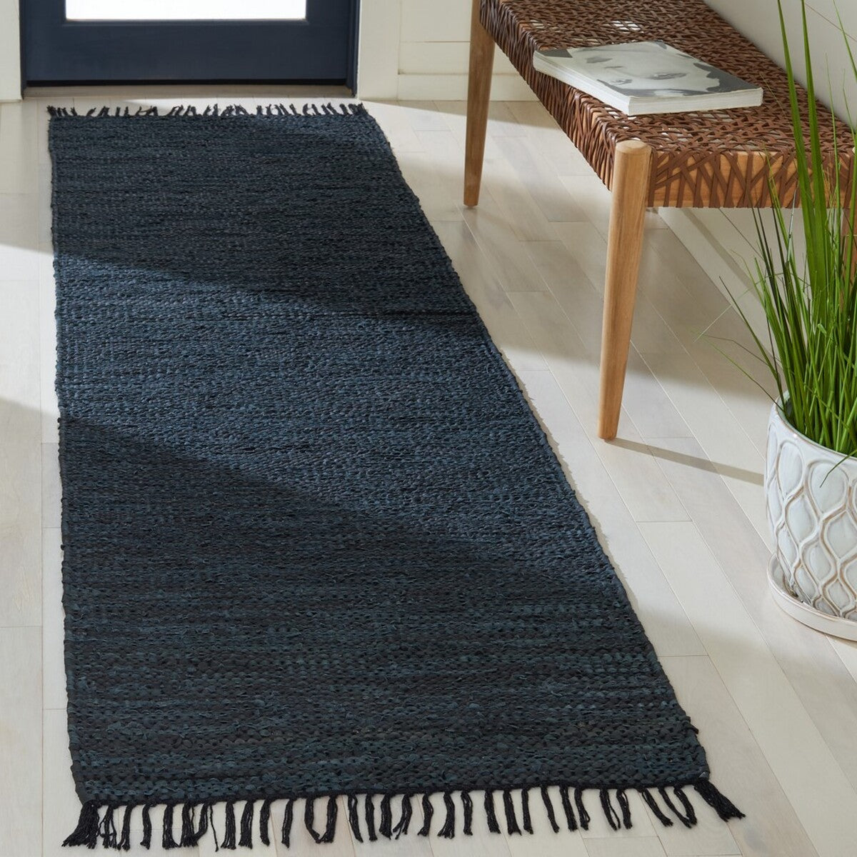 Eco-Friendly 90% Recycled Leather Vintage 501 Contemporary Flat Weave Rug