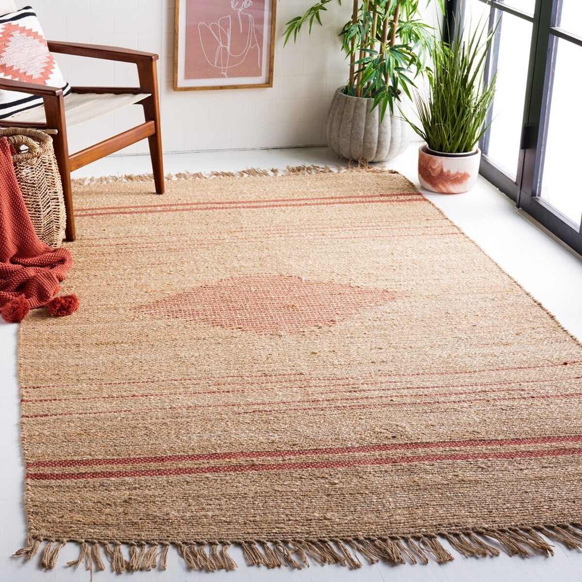Stylish Contemporary 121 Natural Jute Hand-Woven Rug for Elegant Home Decor