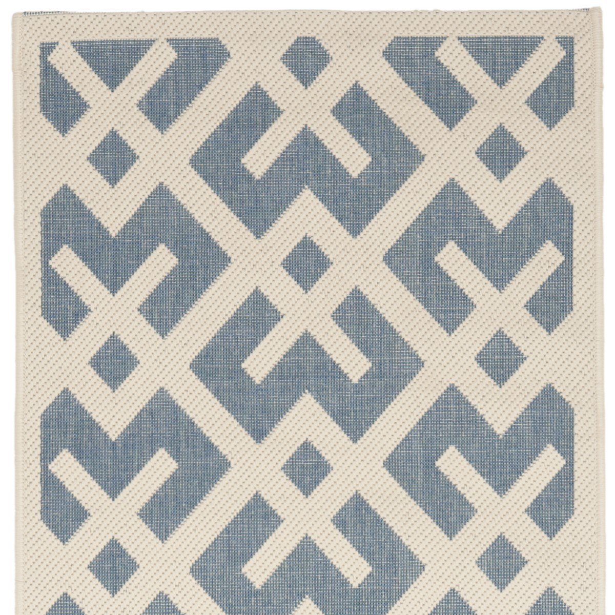 Safavieh Courtyard Stylish, Long - lasting and Adaptable Power Loomed Area Rug for Both Indoor and Outdoor Decorative Use