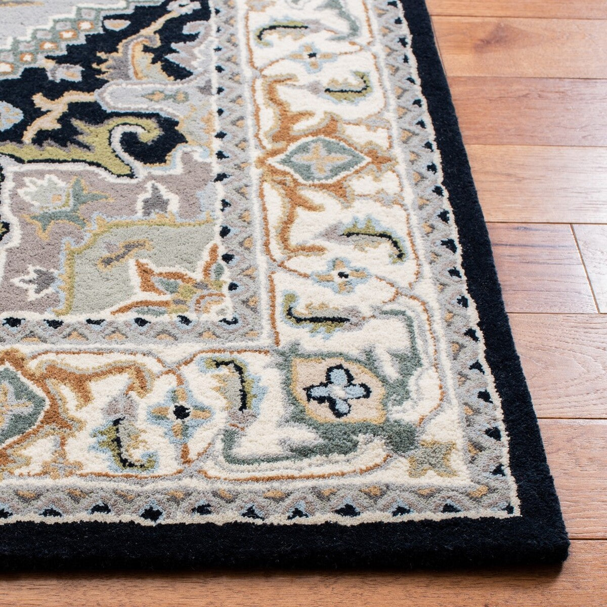 Luxurious Heritage Wool Pile Rug with Hand - Tufted Exquisite Craftsmanship for Timeless Beauty