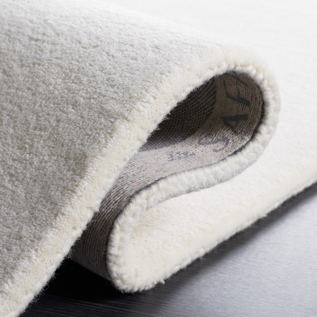 Elegant Hand-Tufted Contemporary Rug Made of Luxury Wool and Cotton for Fifth Avenue Spaces
