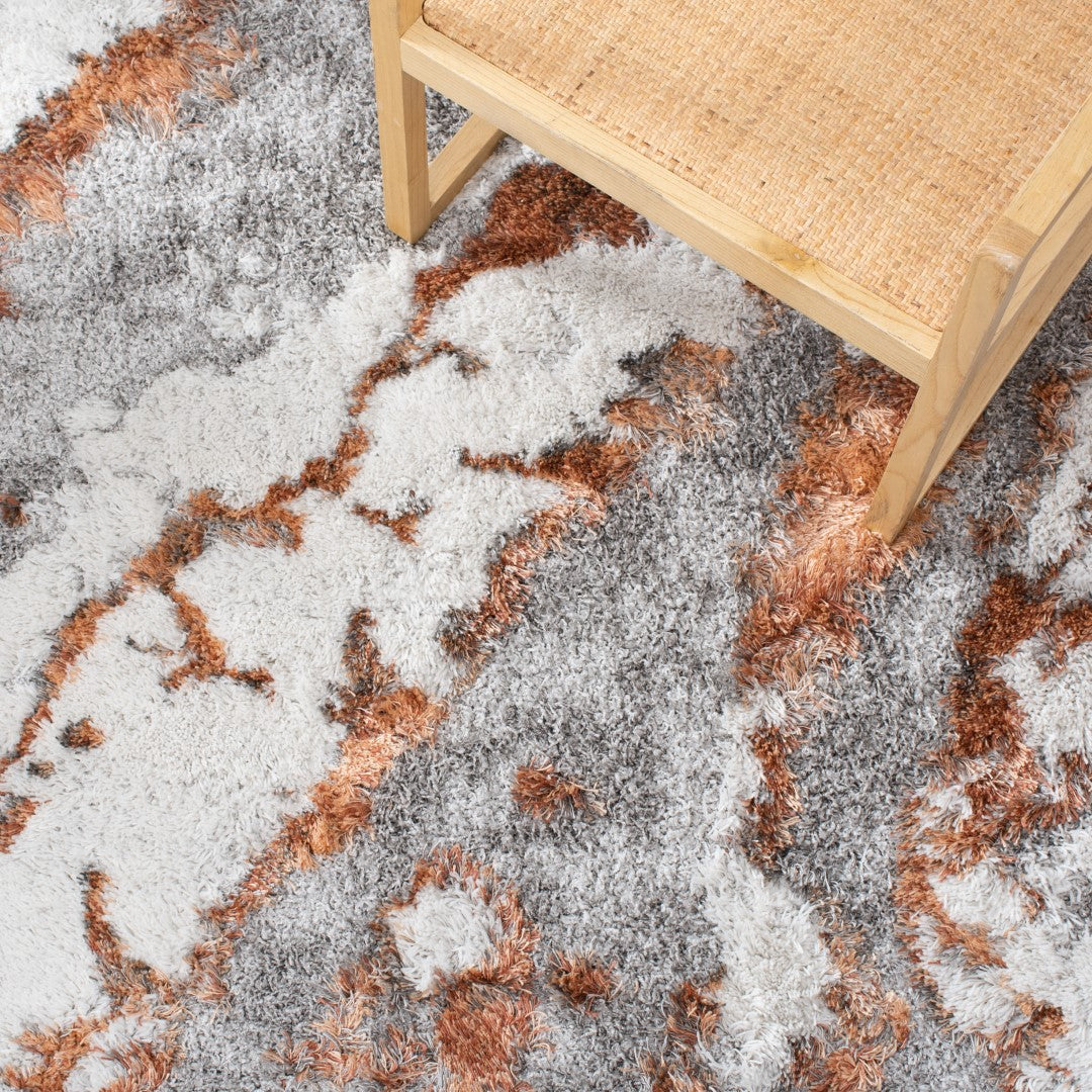 Luxurious Power Loomed Polypropylene Pile Horizon Shag Rug for Cozy and Elegant Home Decor