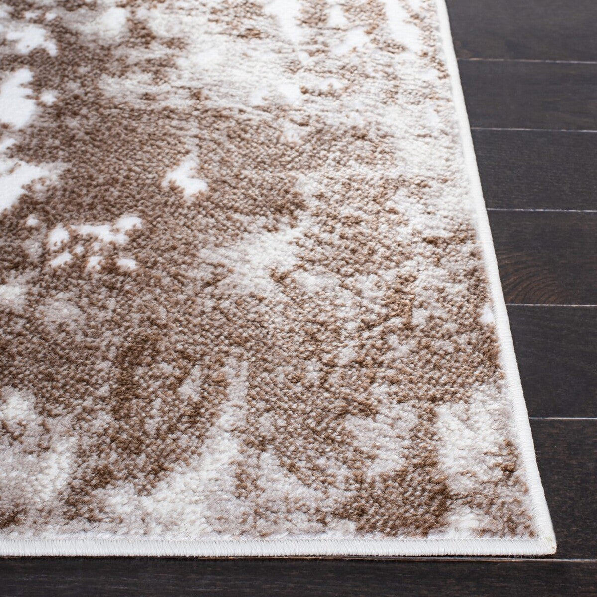 Skyler Modern Power Loomed Area Rug - Exceptionally Durable with 80% Polypropylene, Fashionable Design for Every Space
