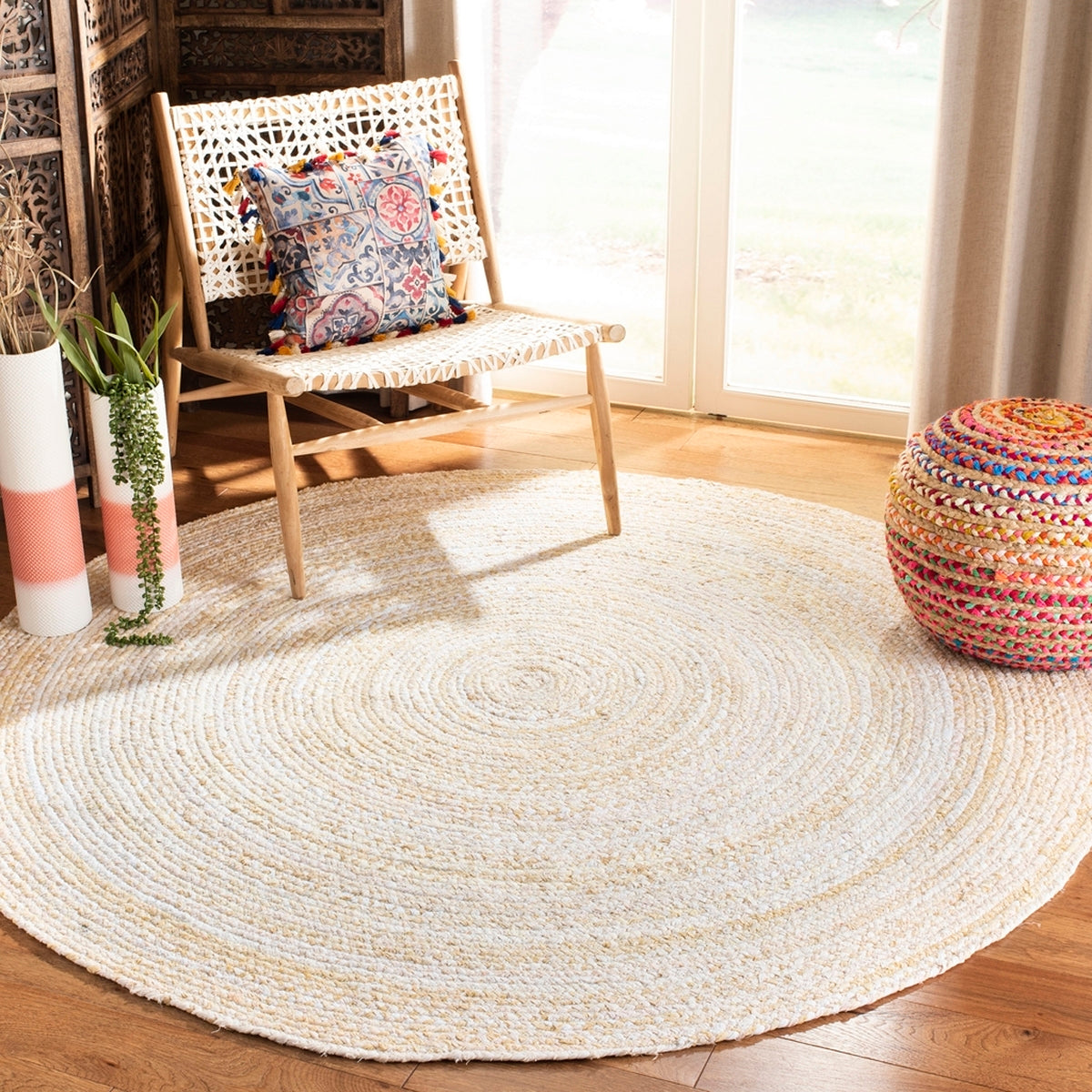 Exquisite Braided Hand - Woven Round Cotton Pile Rug Ideal for Creating Cozy Living Spaces and Elegant Home Décor