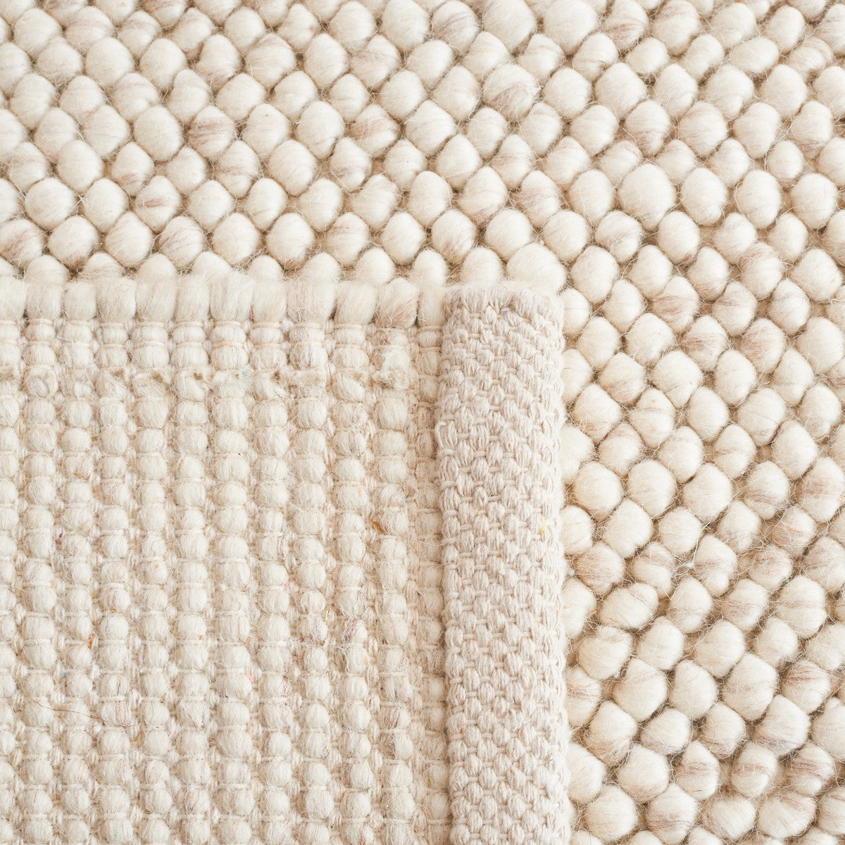 Luxurious Hand - Woven Felted New Zealand Wool Blend Rug for Cozy Home Decor