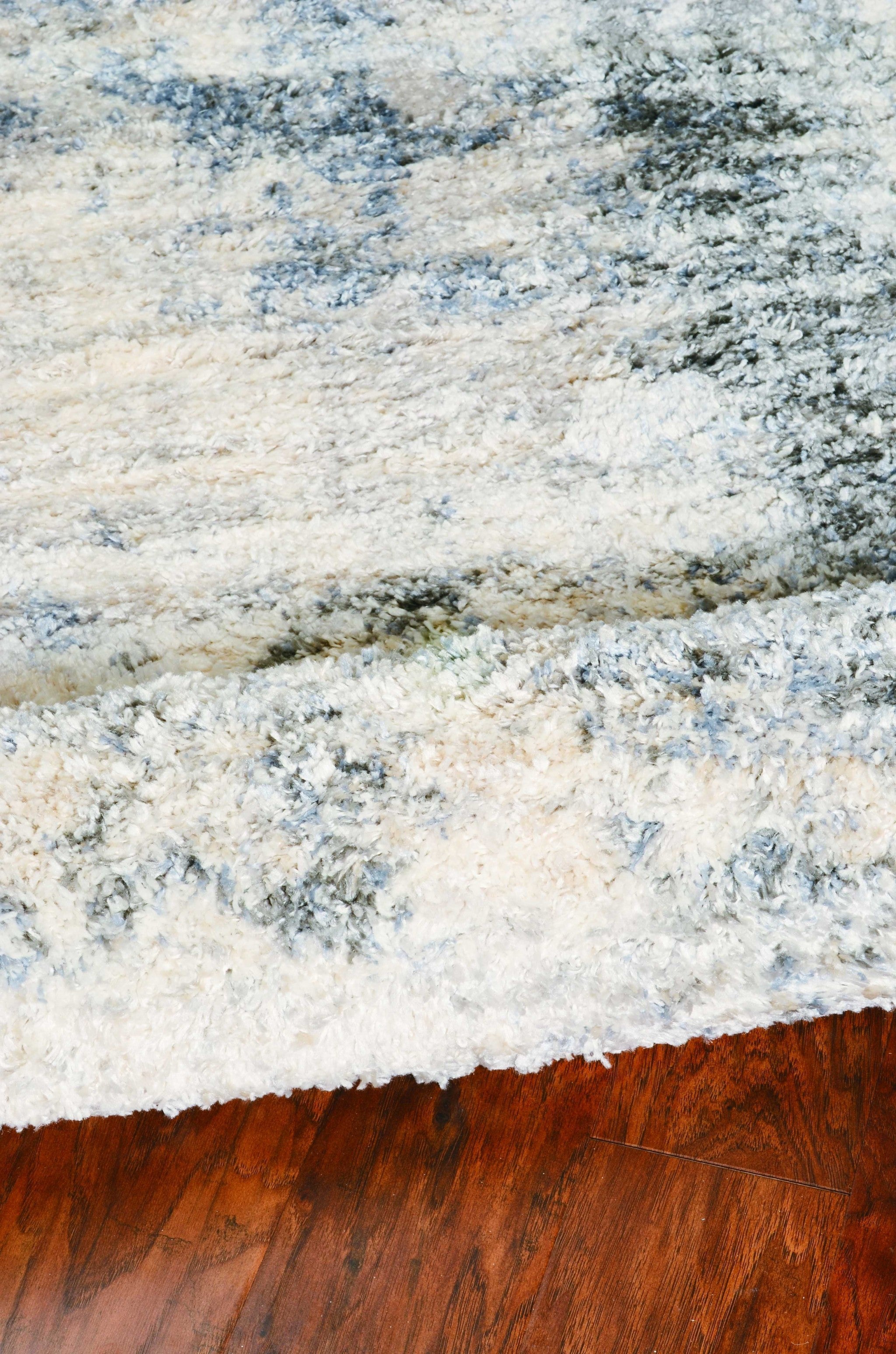 Luxurious Turkish-Style Ivory and Blue Area Rug for Exquisite Home Decor and Elegant Style